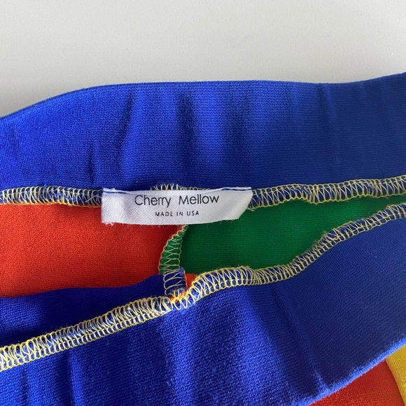 Cherry Mellow Booty Shorts Color Block - Picture 3 of 3